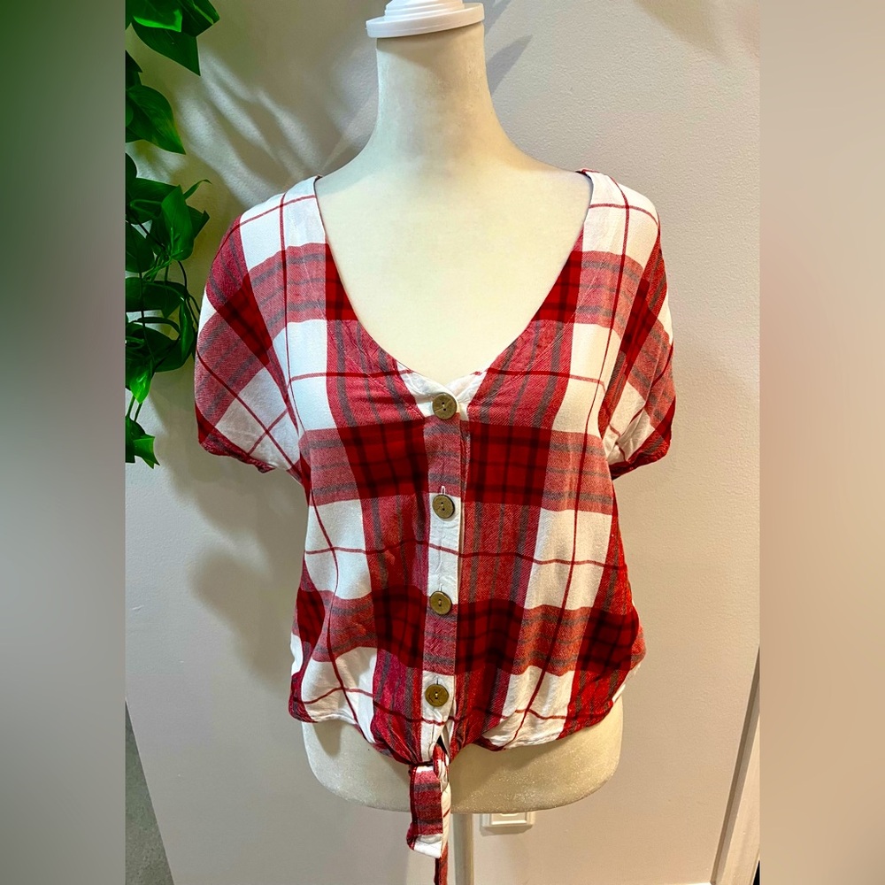 Universal Thread Red White Plaid Gingham Short Sleeve Shirt Smallā tie front